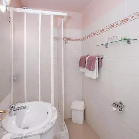 Hotel-pension Kamyk 3* Praga